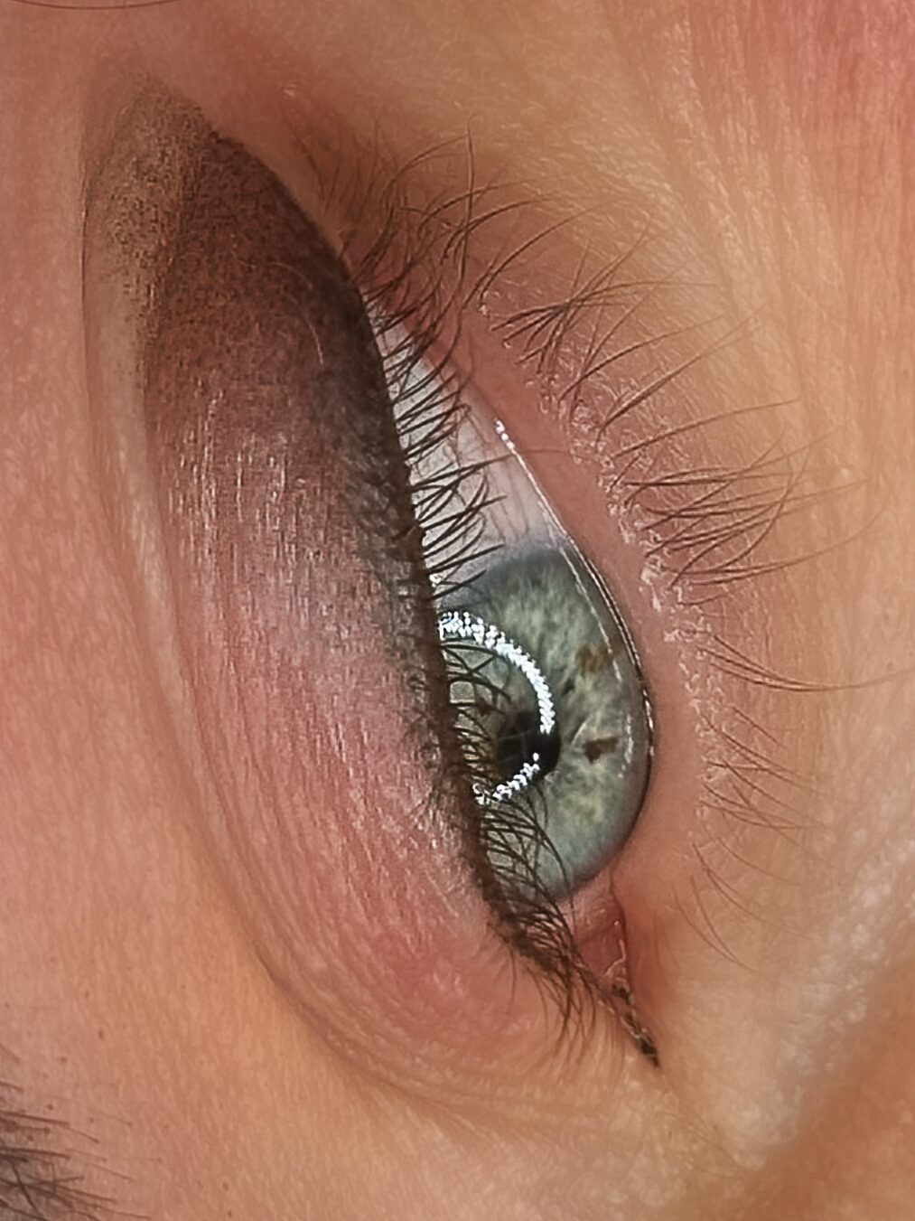 Protégé : l&rsquo;eye liner Poudré